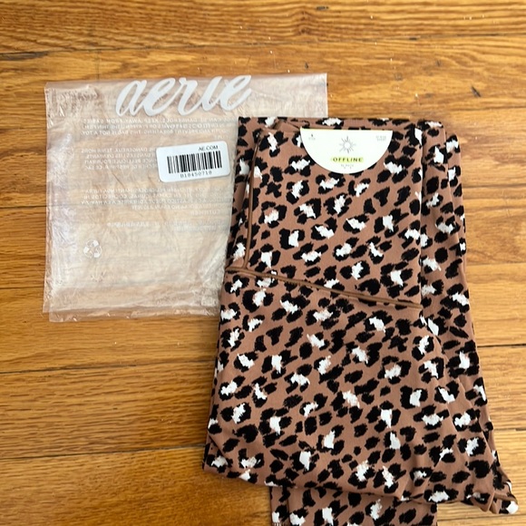 NWT Aerie Offline Neutral Leopard Crossover Leggings Sz S - Picture 5 of 11